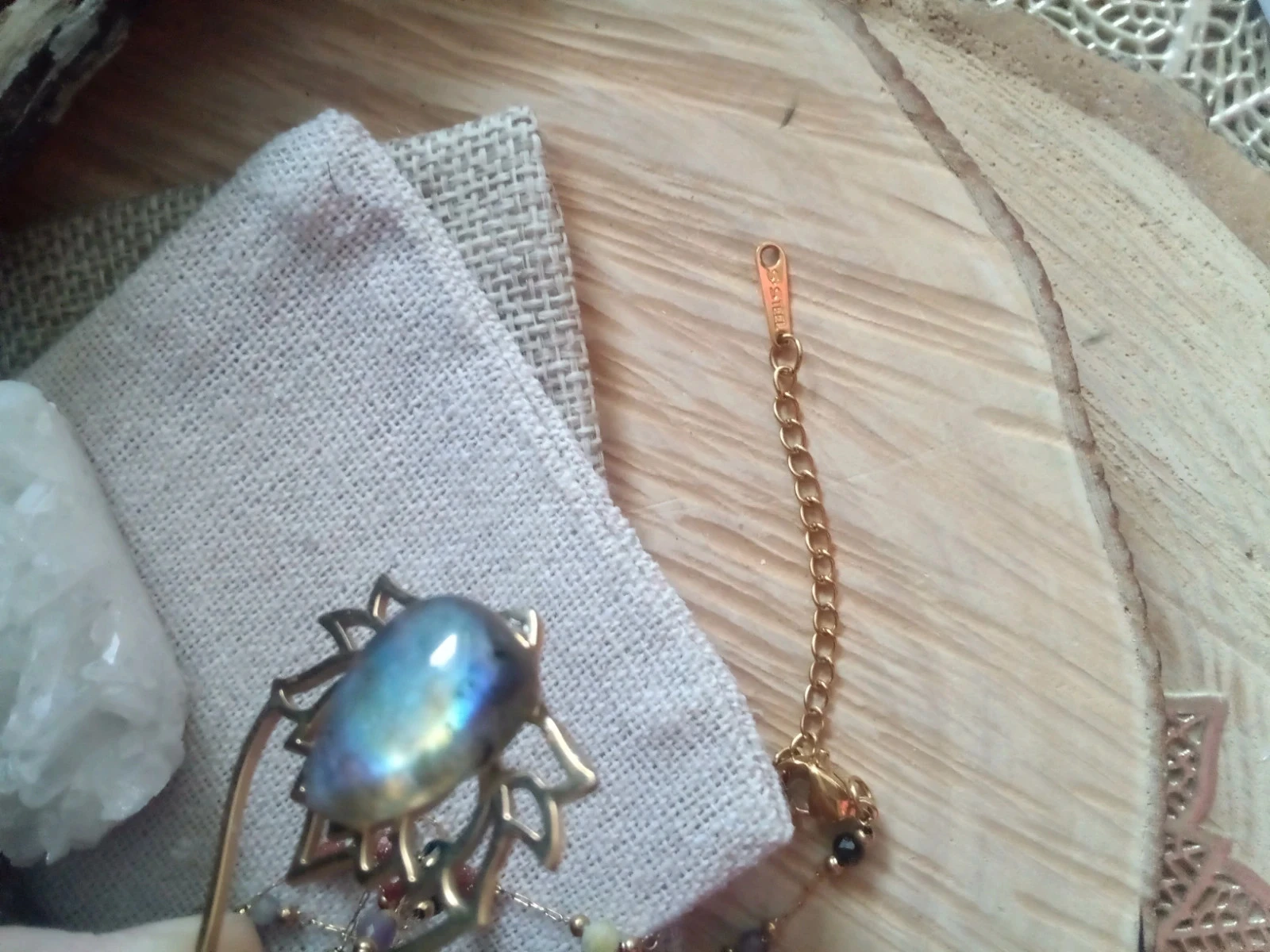 Collier fleur de lotus et multiples pierres semi précieuses – photo 10